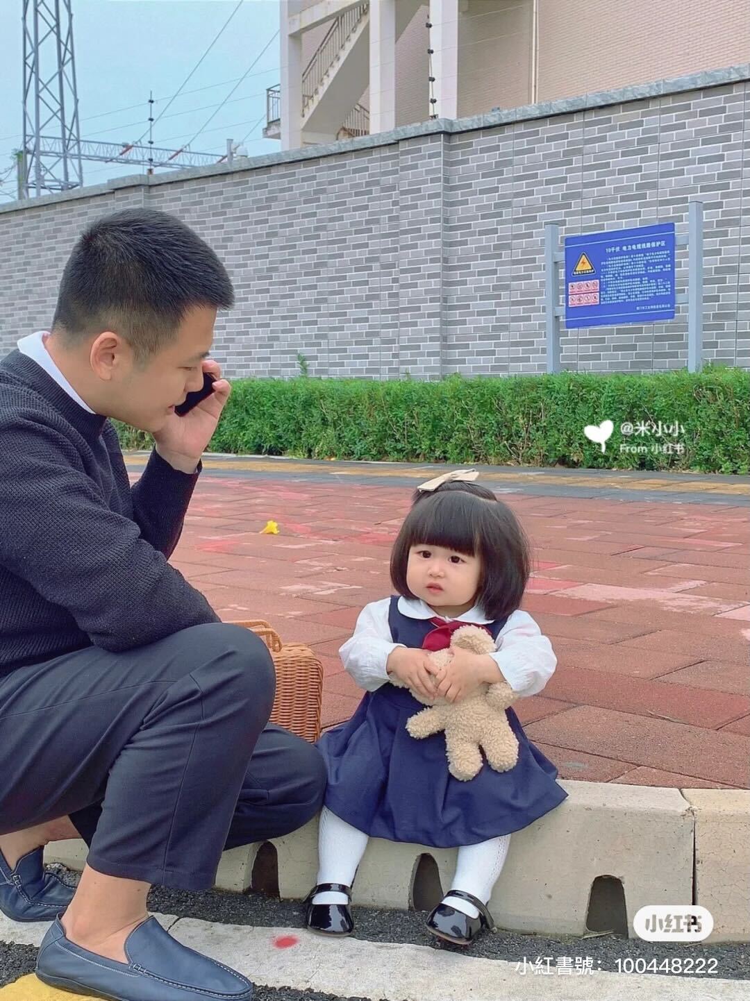 女兒是最可愛生物！馬桶蓋頭「短髮Q萌小女娃」融化眾人　留長髮「秒變空靈小仙女」哥哥顏值更驚艷