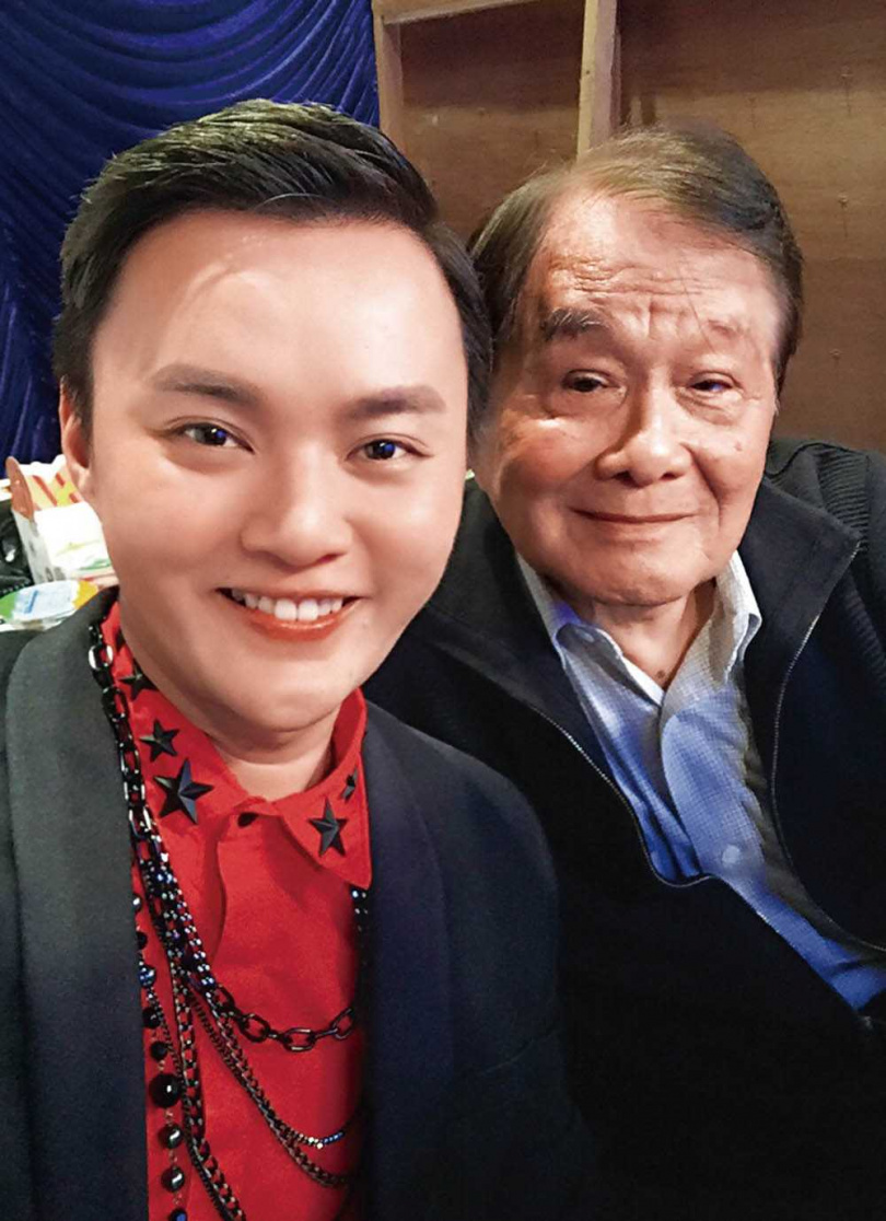 爸爸去當快樂天使！許富凱「凌晨慟失慈父」享壽72歲　陪祂看「最後一個日出」心碎：我真的很想祂