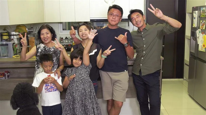 全因陶晶瑩1句話！李李仁全面停工「請2年育嬰假」專心帶小孩　「兒子就是我朋友」父愛不缺席