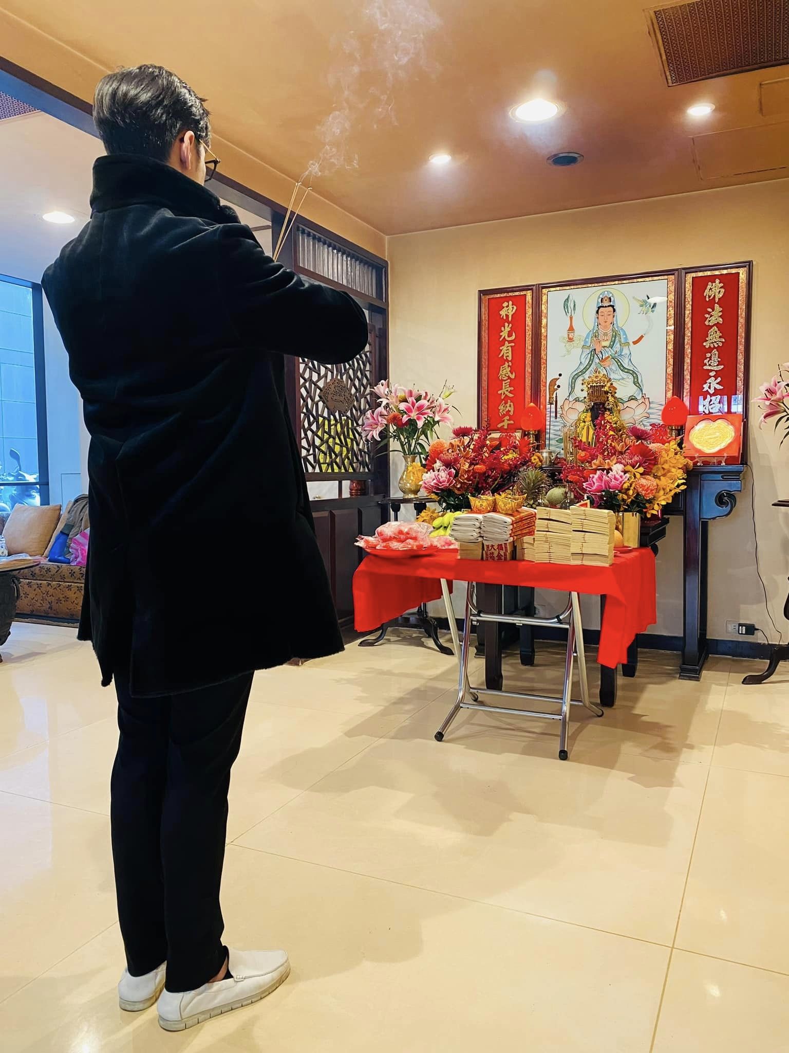 身上不只三間房！本土劇男神靠實力買房「光停車位就要250萬」　出道20年「是老闆也是投資客」財力驚人
