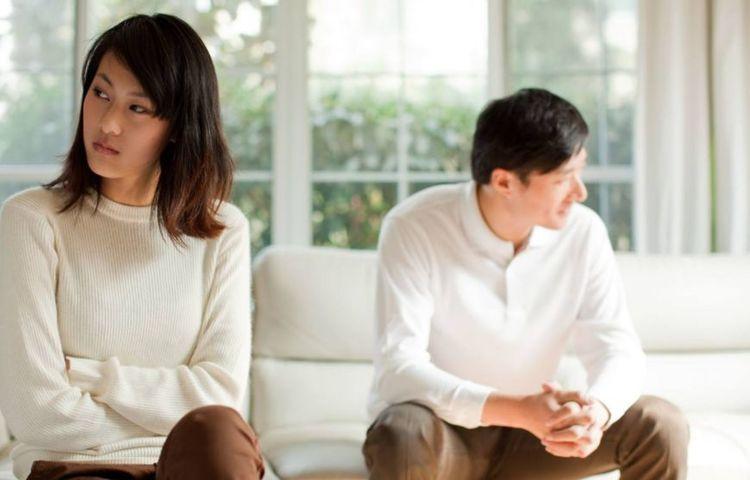打工三年丈夫回家！夫妻如膠似漆勝新婚　某天晚上「打開衛生間的門」妻子含淚報警