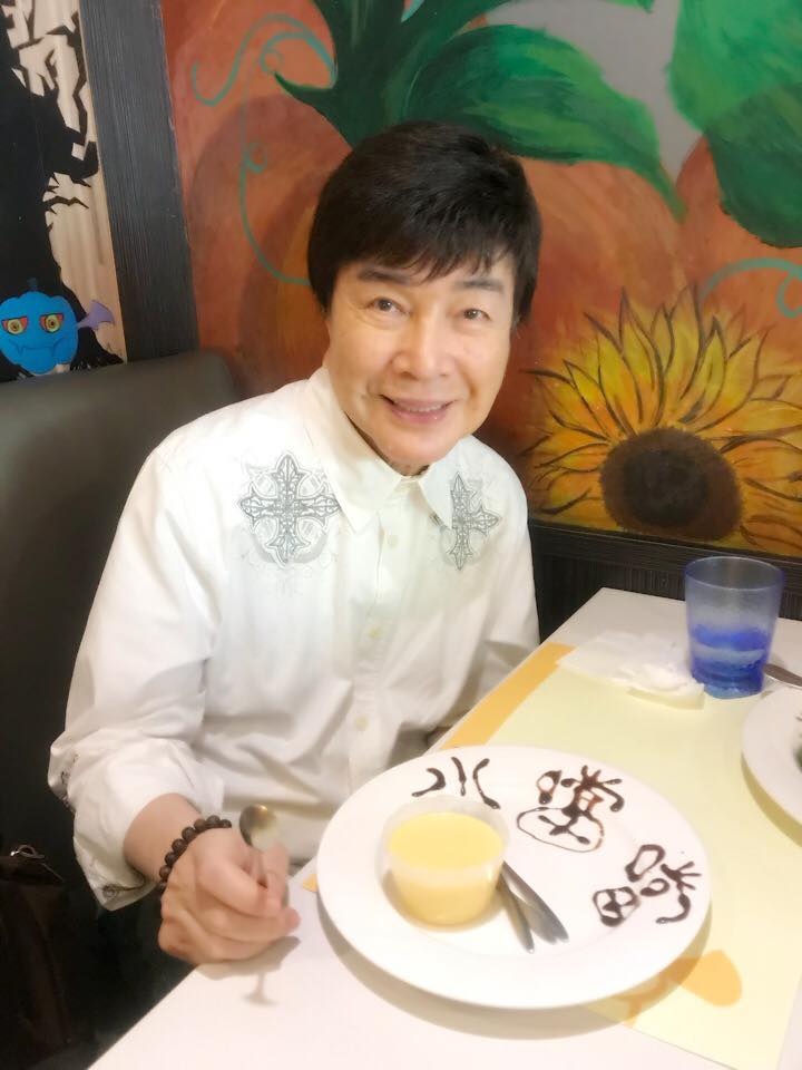 一度發出病危通知！83歲台語歌王「3度心肌梗塞」坦言：已交辦後事　自爆「1恐怖隱疾」痛到無法下床