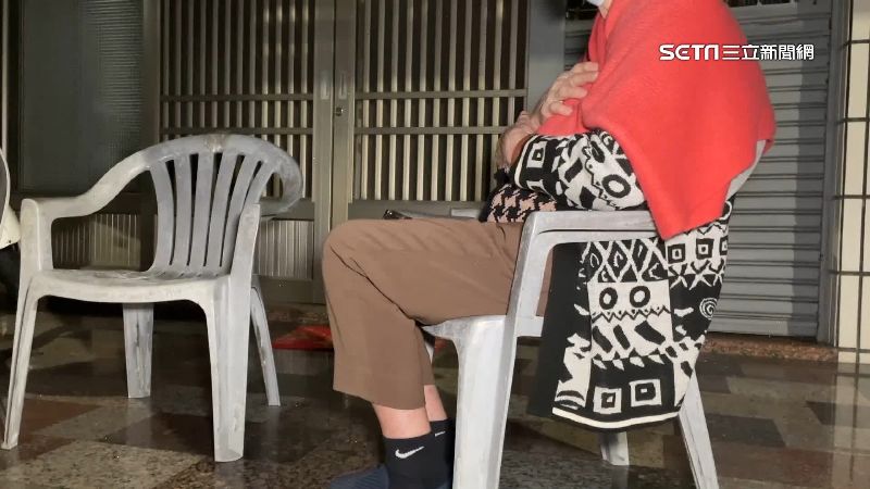 拿走800萬養老金！兒「丟包92歲老母親」不見人影　嬤不斷按門鈴「寒風中呆坐整晚」進嘸家門