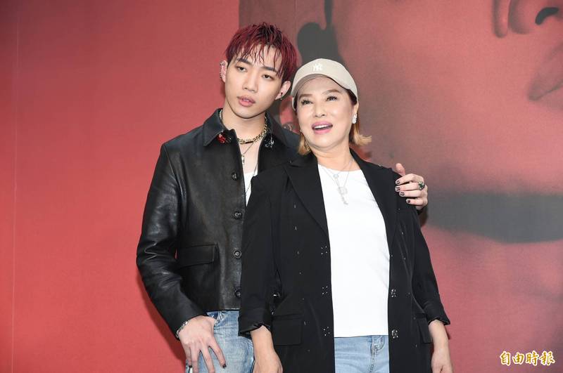 媽媽可以放心了！葉璦菱兒「陷低潮逃到國外」終於喘口氣　坦言一路走來太寂寞「想找個人陪」