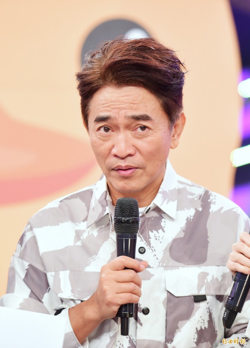 被爆慘賠8億！60歲本土天王「做LED被全世界笑」驚人發展曝　「全台都有房產」自豪：副業一樣強