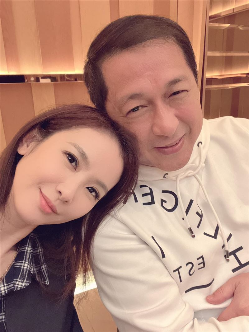 絕口不提家庭！《團圓》女星罕吐「女兒貼心舉動」嘆：對她很抱歉　老公是神隊友「霸氣1句話」當場被惹哭