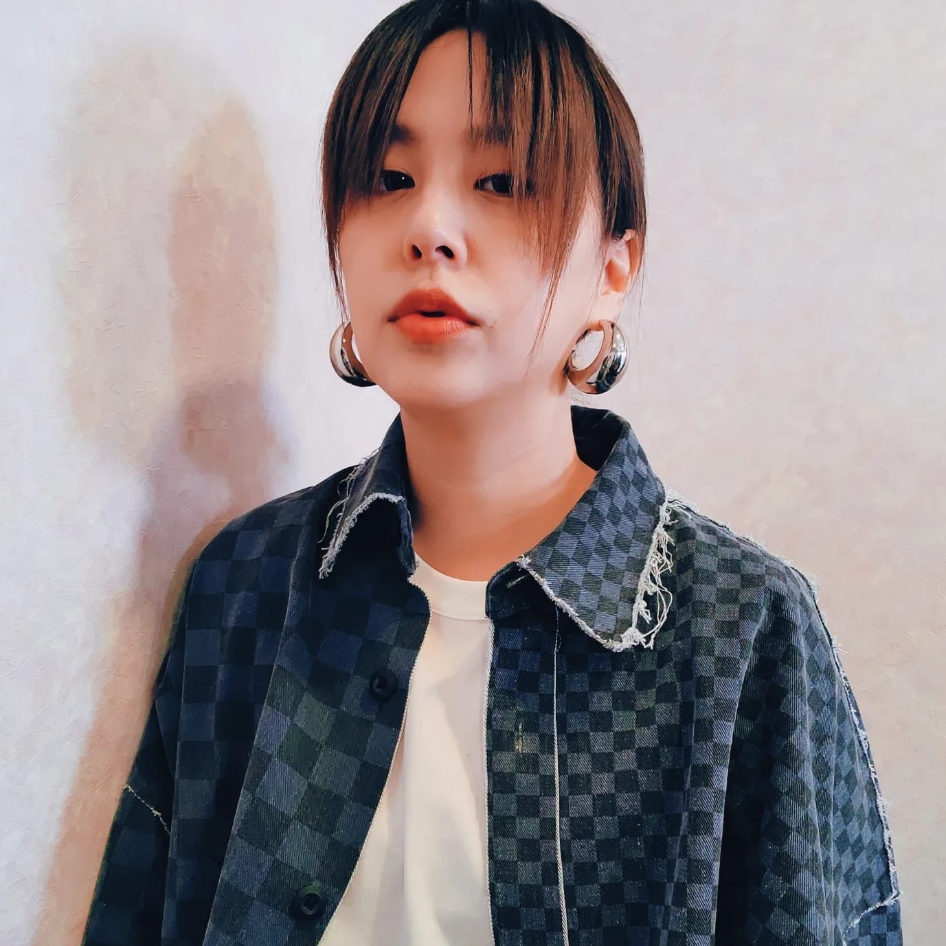 淚揭演藝圈黑暗面！41歲女星憶「剛出道要陪大哥喝」被同事偷衝康 　資深前輩喊「誰欺負她我就弄你」就此解圍
