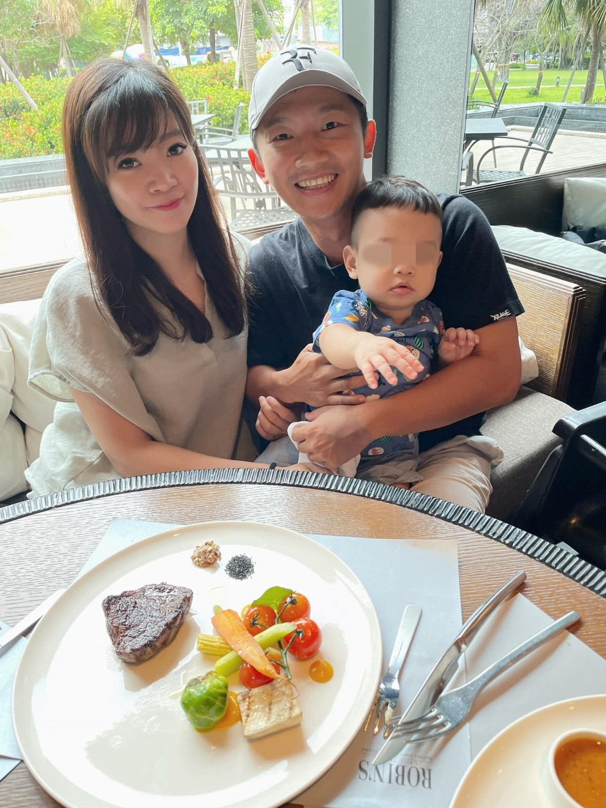 打拼13年圓夢！蔡昌憲「承諾給妻兒一個家」開心宣布入住　心疼妻「引產罕病寶寶」給加倍疼愛