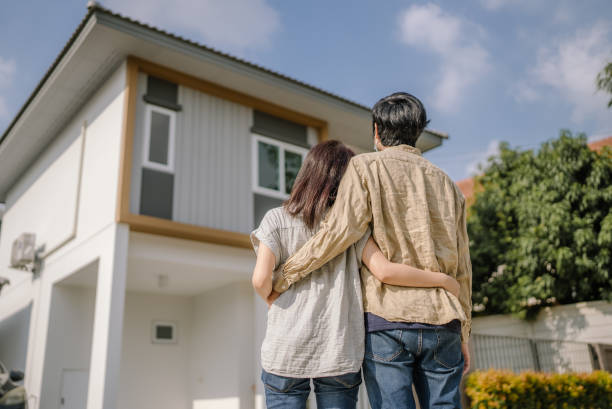 買房免費給兒住！爸爸出錢又出力「不在婚禮賓客名單上」　找兒當面對質「一開門傻住」
