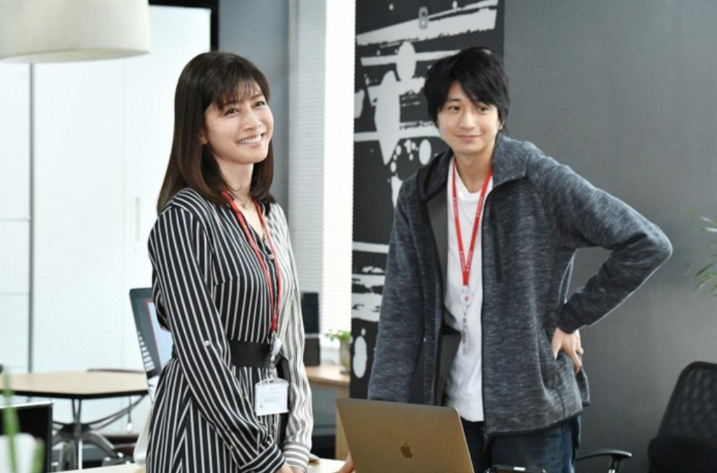 曾是全國的夢中情人！絕美女星「為愛引退卻被家暴」　49歲「氣質美貌正翻」現任男友身分驚人