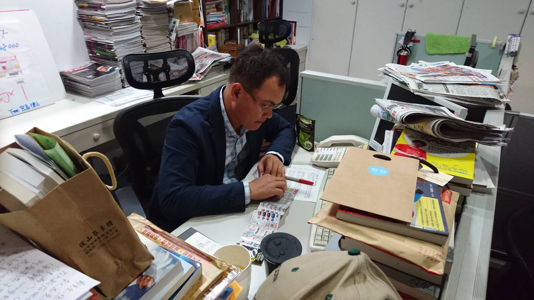 一度要裝心臟支架！61歲名嘴「閃電請辭5年節目」坦言：有點累　宣布卸下工作「回家含飴弄孫」享受悠閒人生