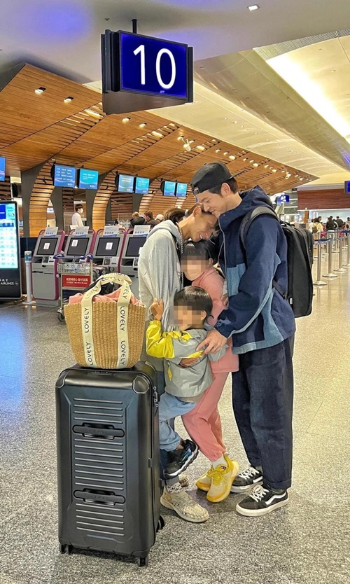 正式交接當主夫！40歲男星「偷安排驚喜旅程」妻一看目的地嚇傻　「交代妻子盡情玩樂」：妳該任性了