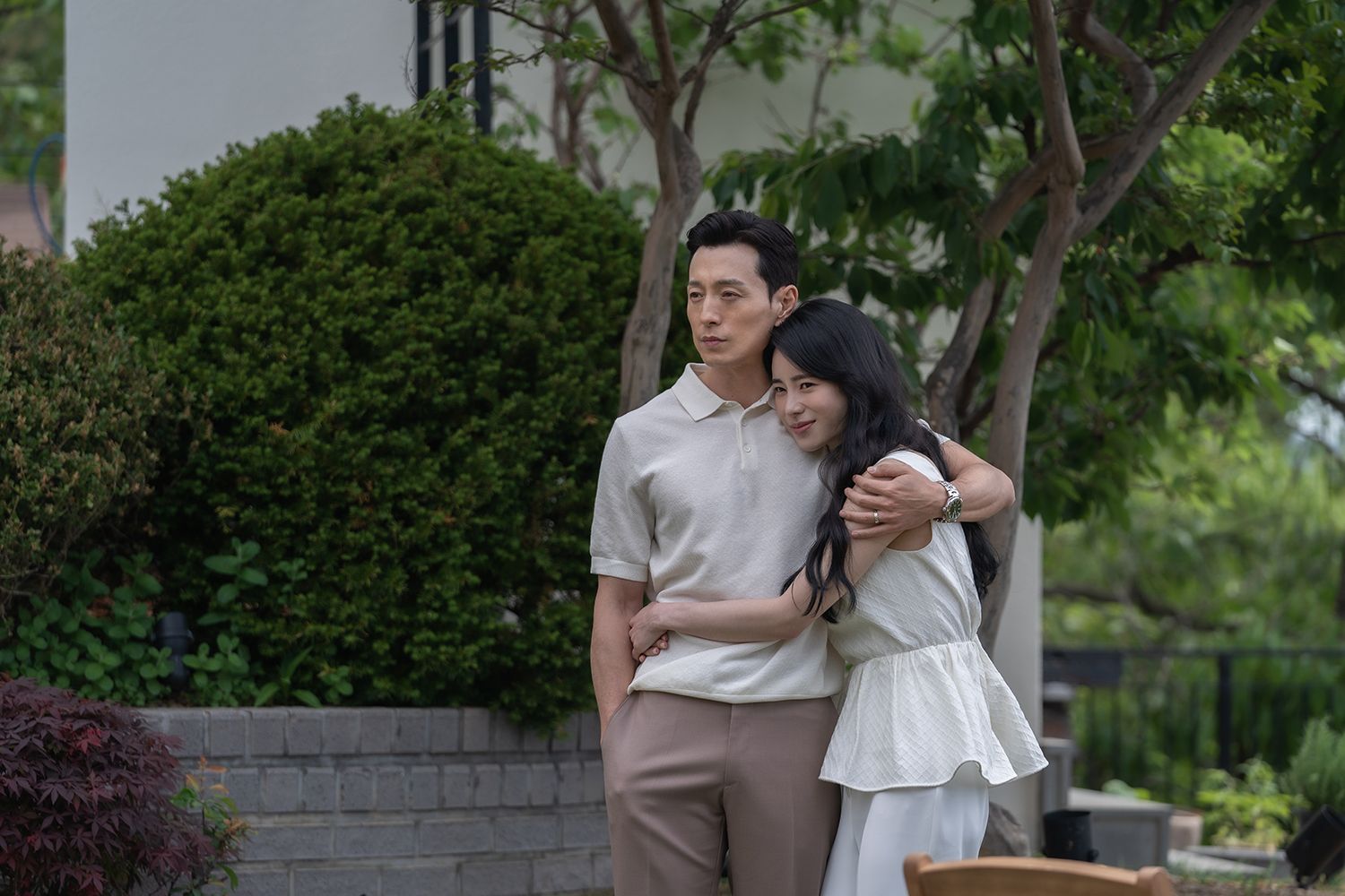 霸氣總裁本人！《黑暗榮耀》禁慾系大叔「西裝造型太迷人」　曾是YG練習生「貧窮童年逆襲成功」❤️