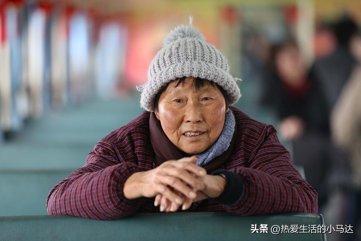 想和兒子住！我65歲「存款310萬」兩個兒子事業有成　可晚年卻活得不幸福