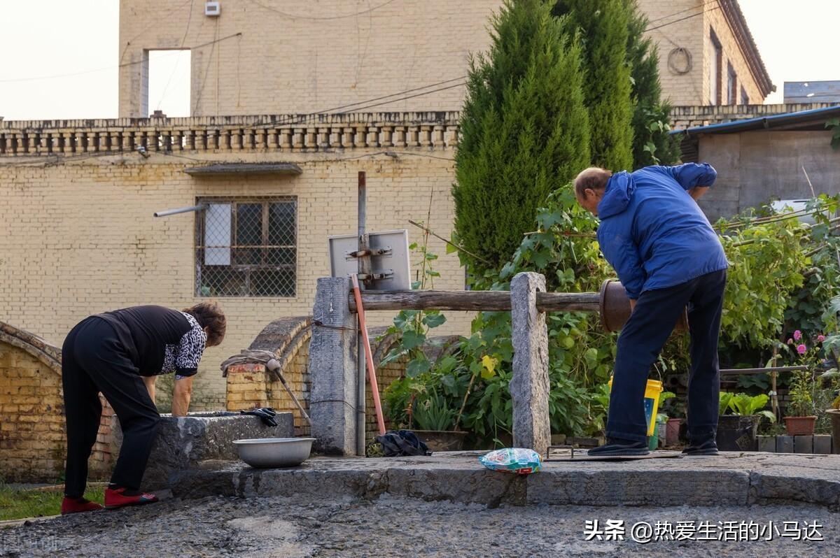 想和兒子住！我65歲「存款310萬」兩個兒子事業有成　可晚年卻活得不幸福