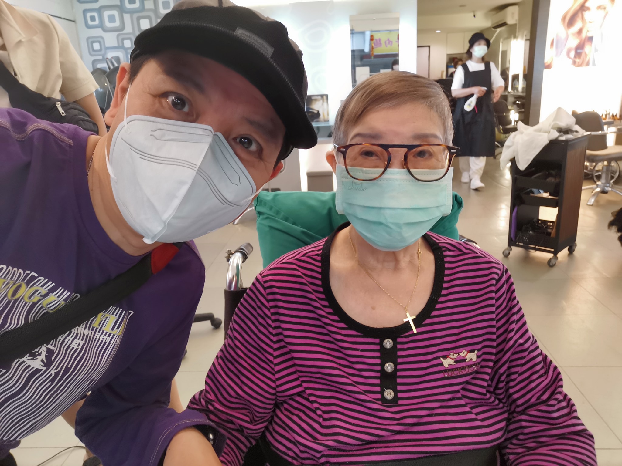 發現已是末期！65歲金鐘男星「突消失10天動刀」不敢告訴媽媽　「病榻母抱怨1句」他秒淚崩：比你好不到哪