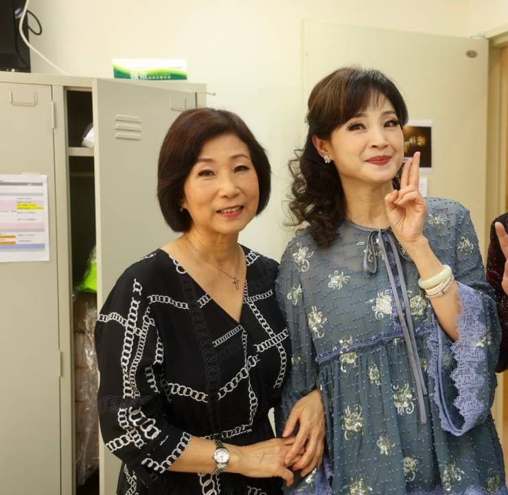 未婚當媽！資深女星「被迫扛千萬債」斜槓銷售討生活　方季惟「霸氣全買單」數十年未間斷