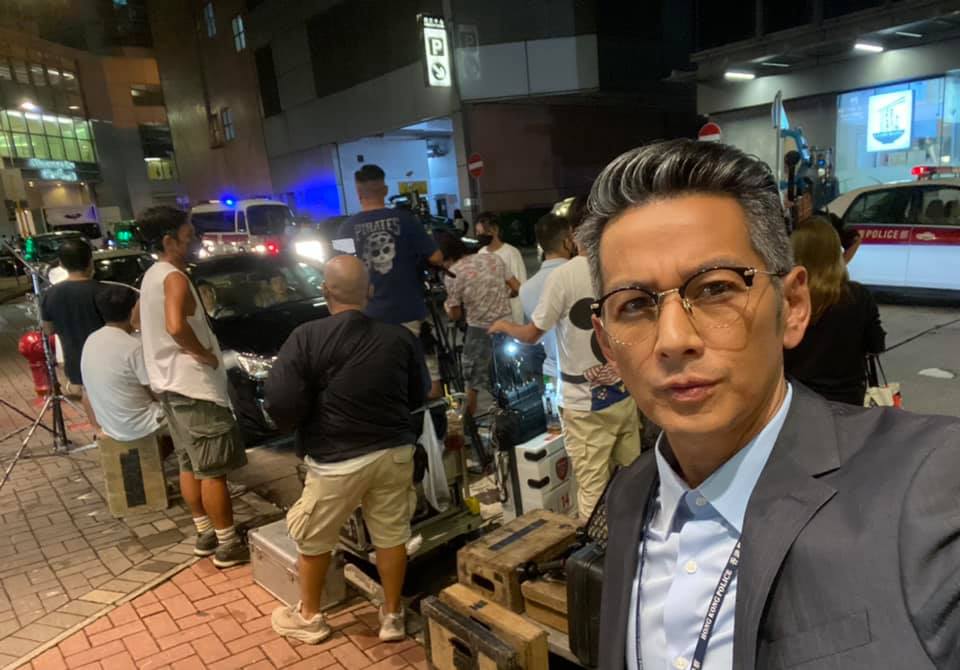 身價50億駙馬爺！男星「甘當27年綠葉」最謝豪門妻不離棄　婚後低調「夫妻專買打折商品」五口平淡生活