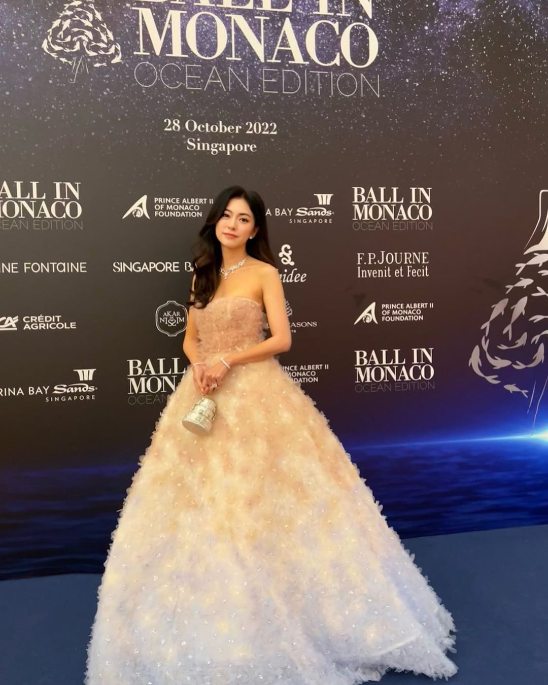 被向太嫌棄！女星嫁大19歲富豪「婚後被寵上天」　「靠自己逆襲成女強人」公司成功上市