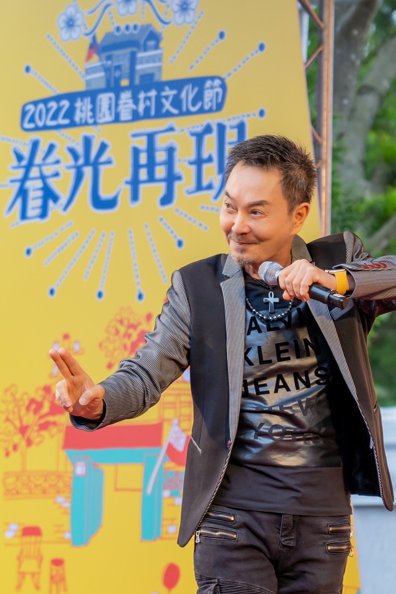 淡出螢光幕多年！70歲第一小生「連長2腫瘤」月砸7萬治病　宜蘭買地「花光4千萬」感人善舉曝光
