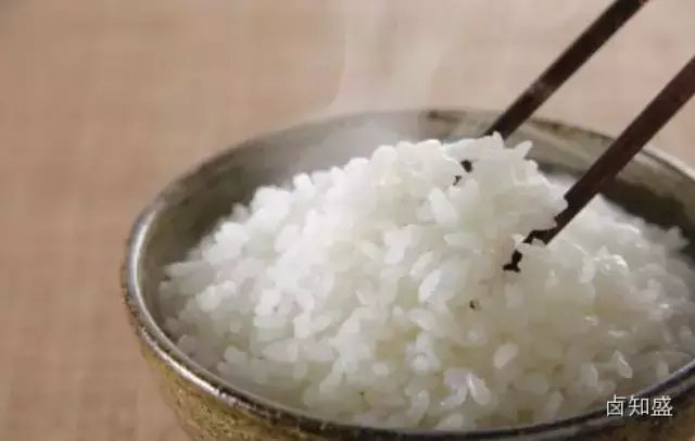 20年後的重逢：一碗白飯背後的溫情與感恩