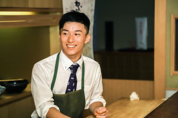 迷倒一堆婆媽！知名主廚驚爆「闖女子香閨硬上」被警逮捕　事後狡辯：「我喝醉了不記得....」