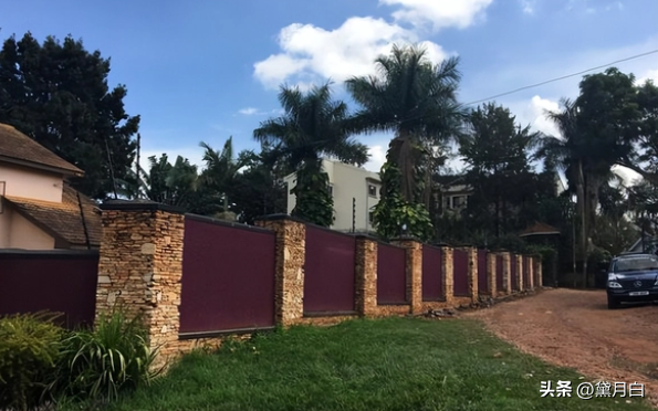 女高材生「戀上黑人留學生」!不顧家人反對遠嫁非洲 婚後才知「對方身份不一般」:高攀了