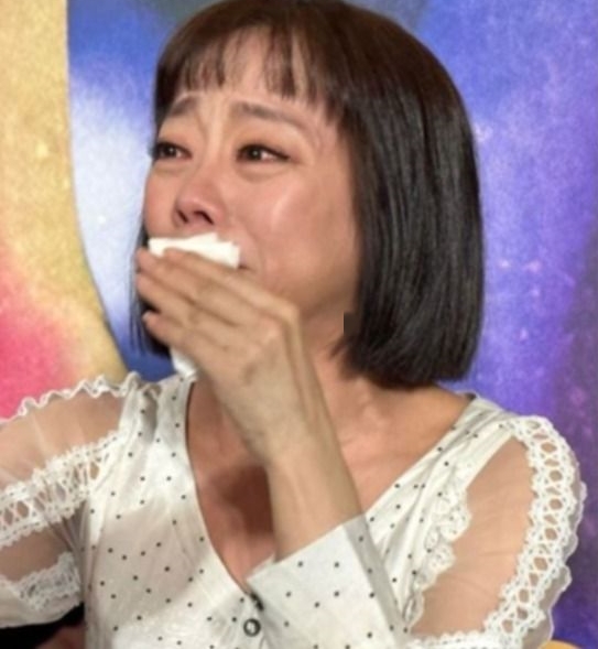 已寫好遺書！50歲金鐘女星「順利當2寶媽」此生無遺憾　「提早交代女兒後事」不再害怕永別