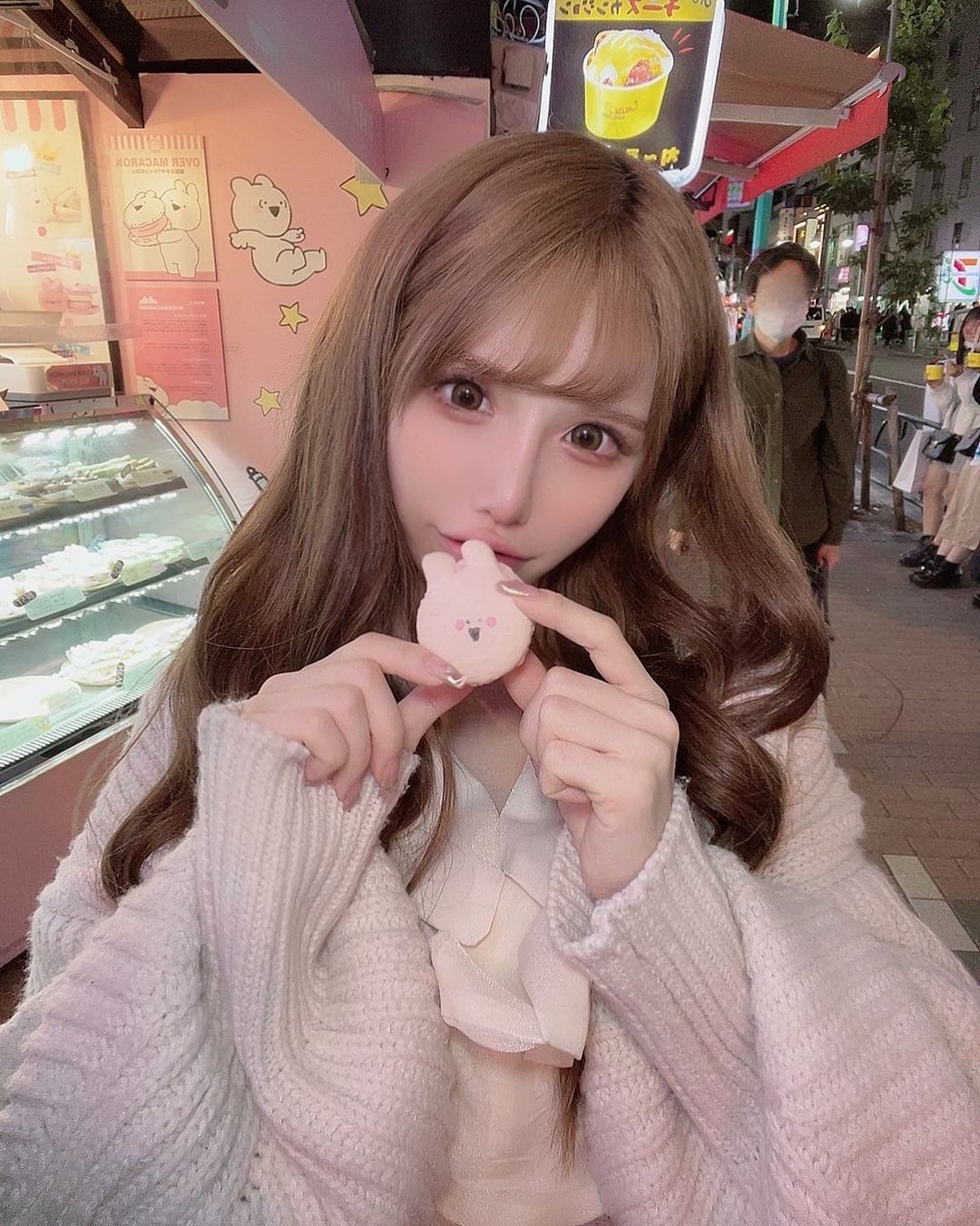 換臉得新生！暴牙妹被嫌「長這樣別生小孩」超自卑　撒230萬整形「逆襲成大眼甜美正妹」狂圈81萬粉