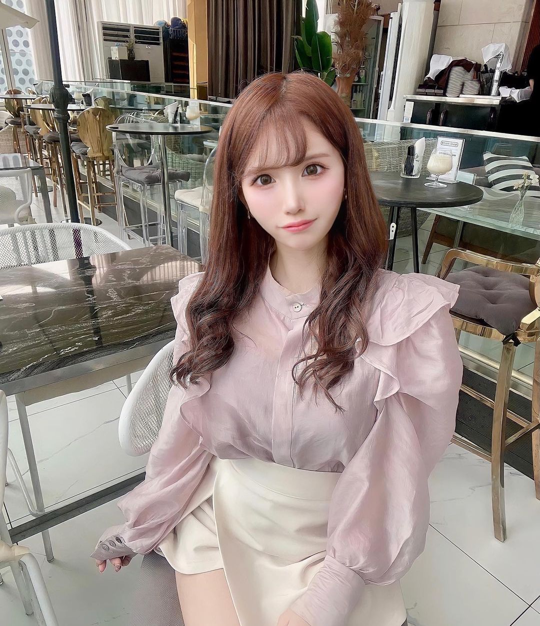 換臉得新生！暴牙妹被嫌「長這樣別生小孩」超自卑　撒230萬整形「逆襲成大眼甜美正妹」狂圈81萬粉