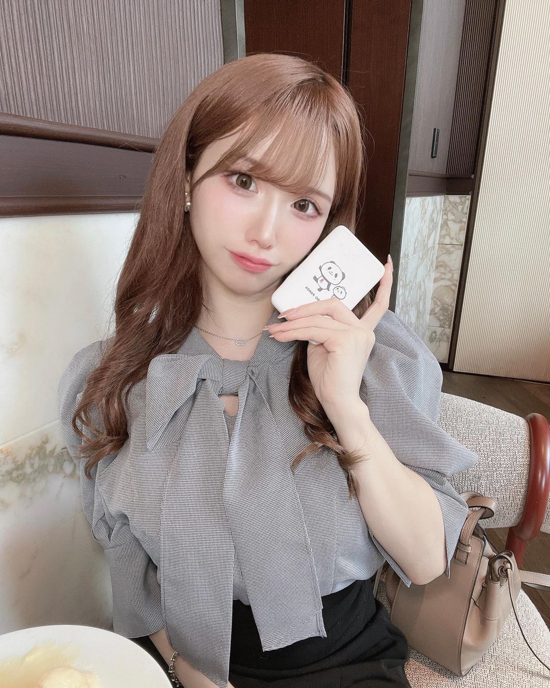 換臉得新生！暴牙妹被嫌「長這樣別生小孩」超自卑　撒230萬整形「逆襲成大眼甜美正妹」狂圈81萬粉