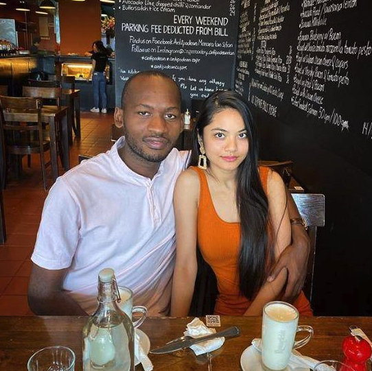 才交往4個月！亞洲女孩「想和黑人男友結婚」瘋狂放閃　全家都反對「堅持飛到非洲辦婚禮」後續曝光