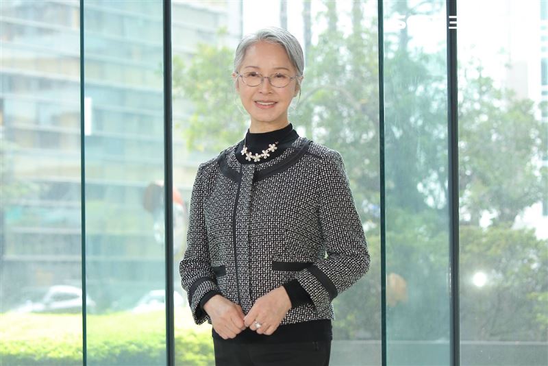 喪夫2個月！資深女星「慟別結髮52年亡夫」常常夢到他　「回家必做1舉動」含淚催促：別管我了