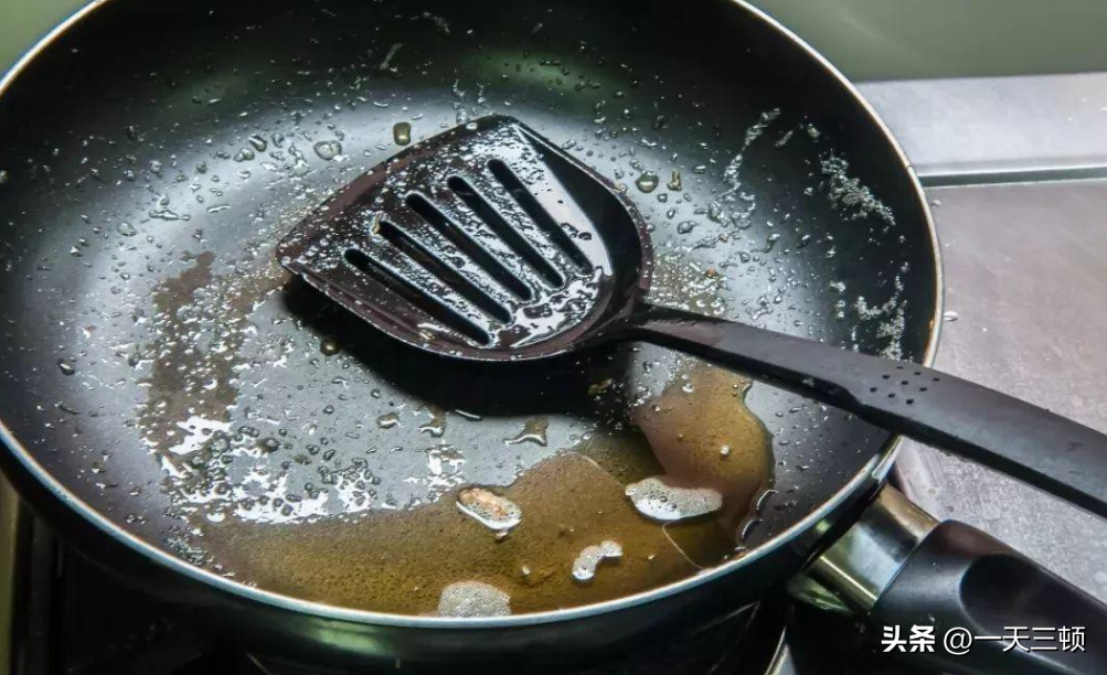 立刻停用「3種食用油」！它是「肝癌」加速器　專家呼籲：再香也別吃