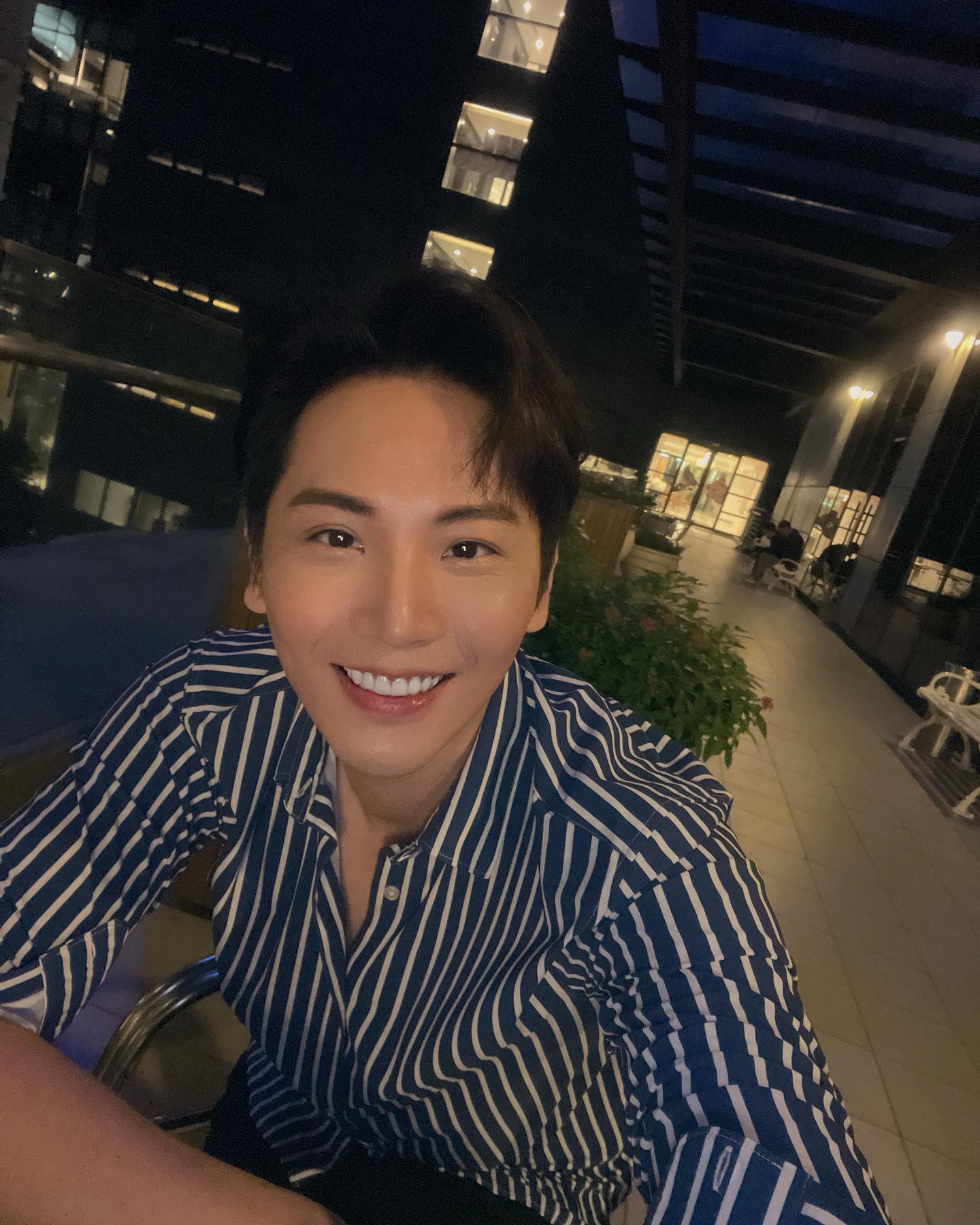 被前輩陳珮騏欽點！本土劇王子「爆兒高燒不退」妻焦急崩潰　4年婚當稱職奶爸「拒絕要二胎」
