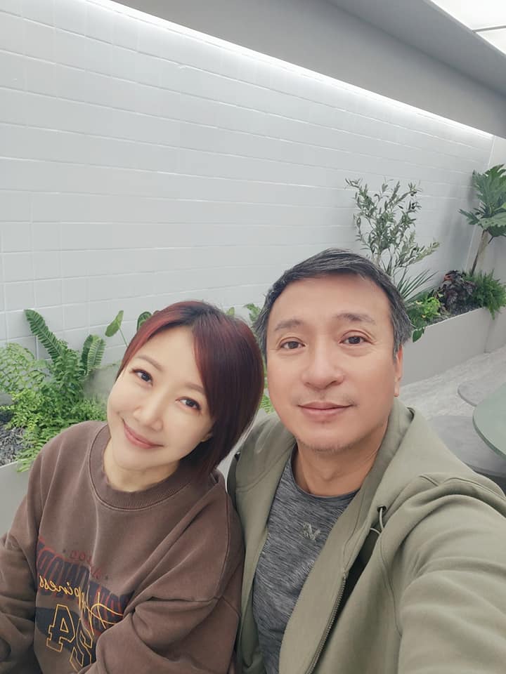 乳管長腫瘤看開了！余皓然結婚27年動念「想斷開王中平」　大爆尪「多年惡習」真的忍不了