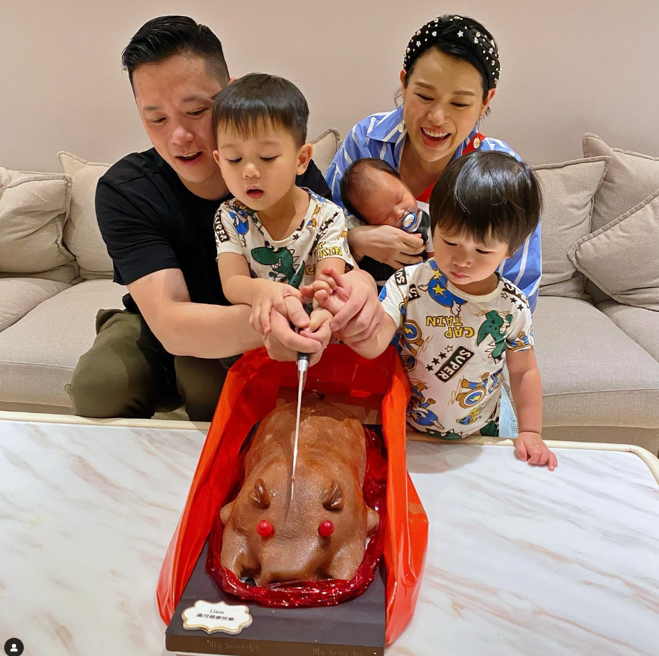 8年戀情告吹！最醜港姐「花3年走出情傷」甜嫁總裁尪　5年抱3胎「把她寵成少女」甜蜜現況曝