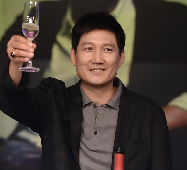 一線男星51歲辭世！結縭20年遺孀「心被掏空」瞬間老了10歲　「靠女兒開導」近況曝引鼻酸