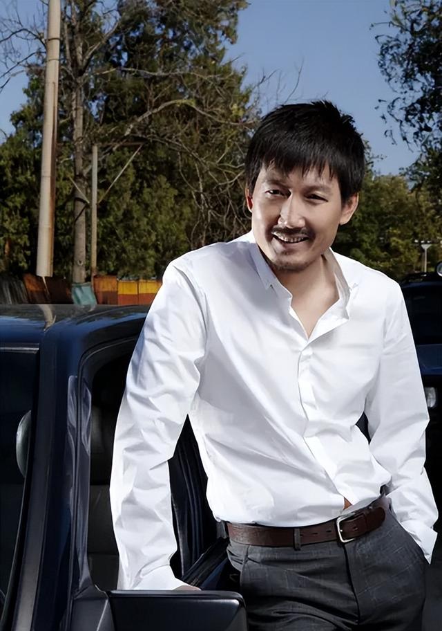 一線男星51歲辭世！結縭20年遺孀「心被掏空」瞬間老了10歲　「靠女兒開導」近況曝引鼻酸