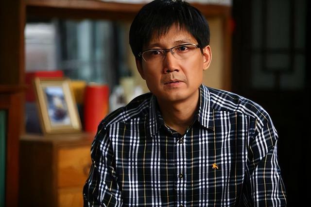 一線男星51歲辭世！結縭20年遺孀「心被掏空」瞬間老了10歲　「靠女兒開導」近況曝引鼻酸