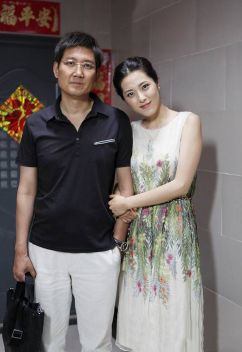 一線男星51歲辭世！結縭20年遺孀「心被掏空」瞬間老了10歲　「靠女兒開導」近況曝引鼻酸