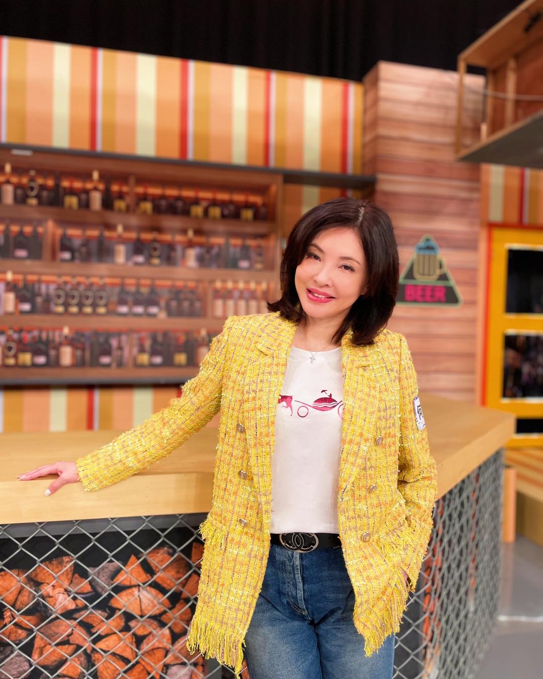 時隔32年重逢！何如芸「巧遇瓊瑤小生」驚呼：是鬼丈夫　老友敘舊到半夜「曝神隱岳翎近況」