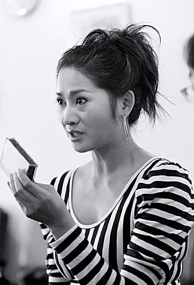 搭檔劉德華爆紅！女星「點名30導演潛規則」揭開娛樂圈遮羞布　「被封殺20年」宣告即將復出