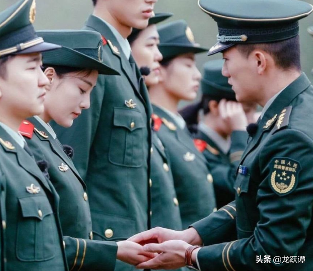 被前男友外流親密照！女星「三段戀情皆失敗」情路坎坷　苦盡甘來「終於嫁給愛情」成最美軍嫂