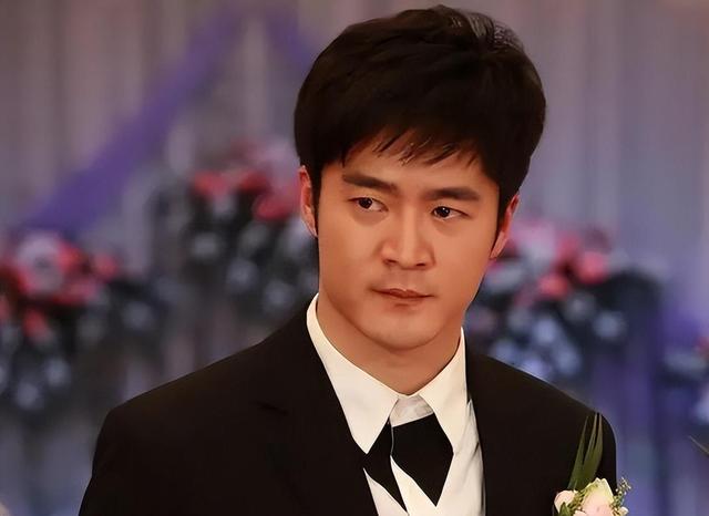 當紅時一躍而下！28歲男星「留17字遺言」離世　母親慟喊「別跟我一樣受折磨」多年堅持一件事
