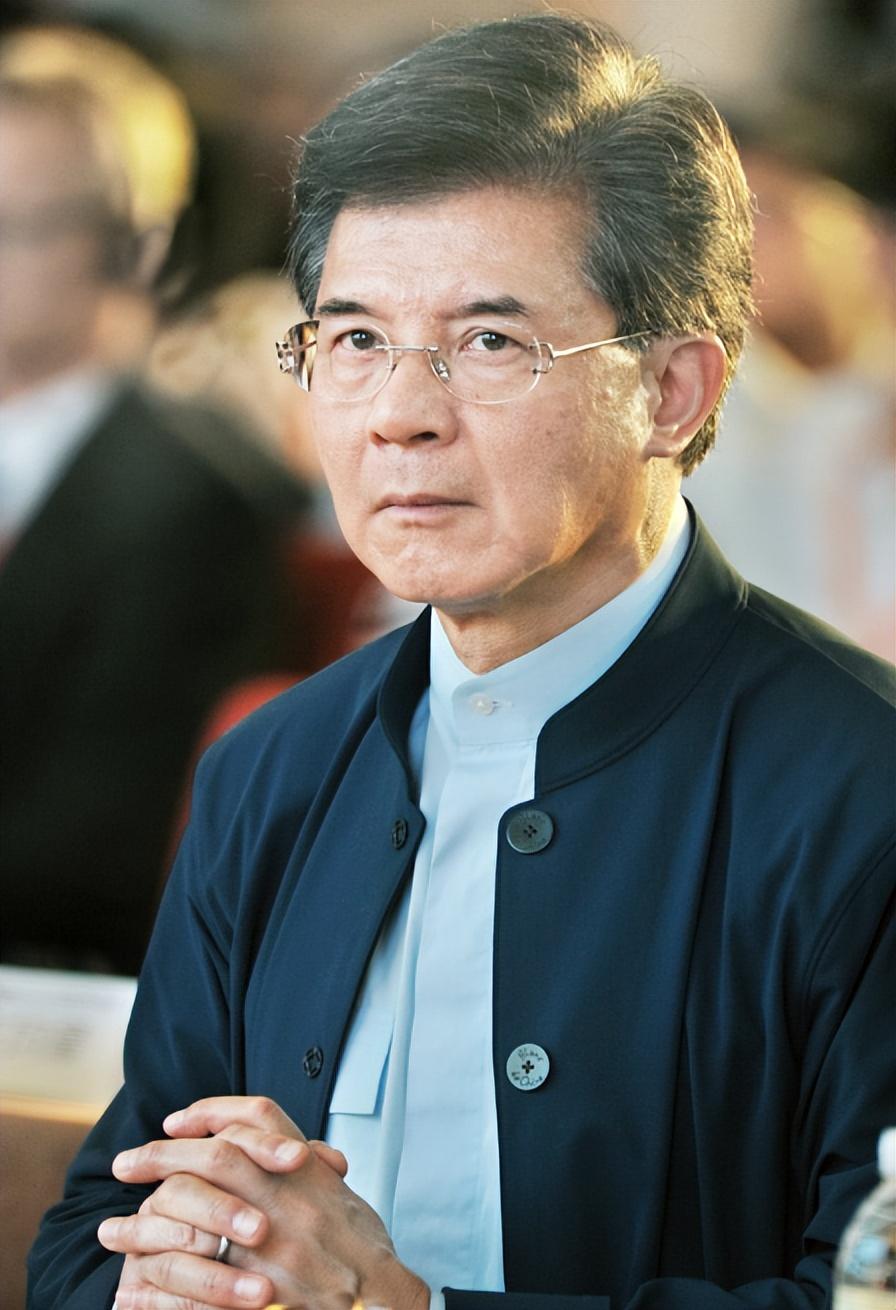 丈夫留給她600億！3女6兒「都是有錢人」卻對簿公堂　　今103歲「長壽卻不快樂」