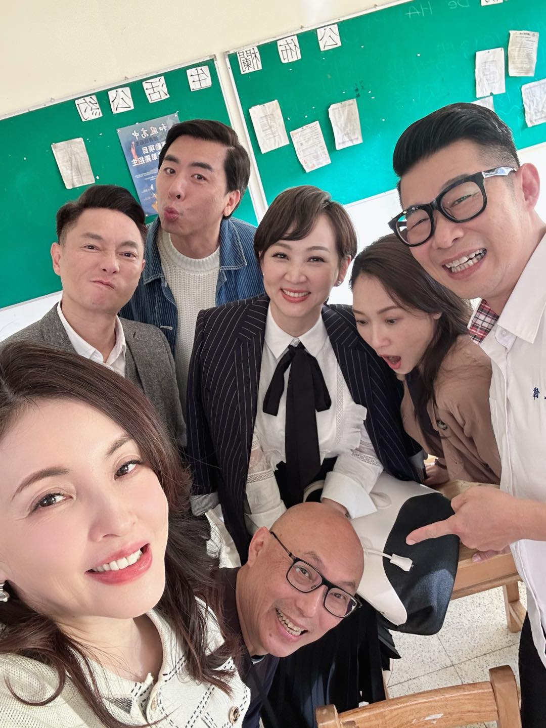 尪偷吃狠斷豪門婚！54歲女星曝「貴婦好友全跑光」身心俱疲　「唯有1人留下」看清交友圈誰是真心相待