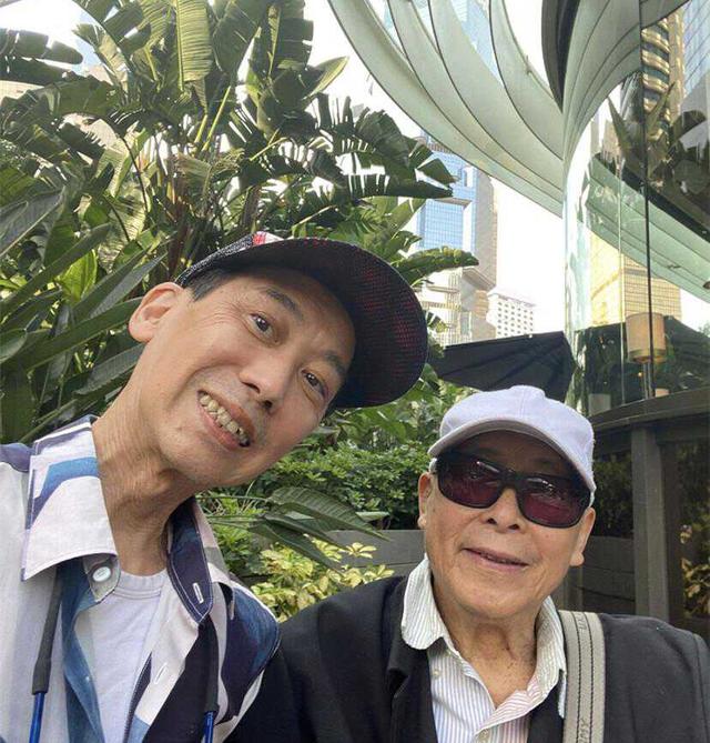 坐輪椅罕露面！老戲骨「喪妻13年」太悲傷淡出螢光幕　獨居「住所堆滿雜物」現況曝光