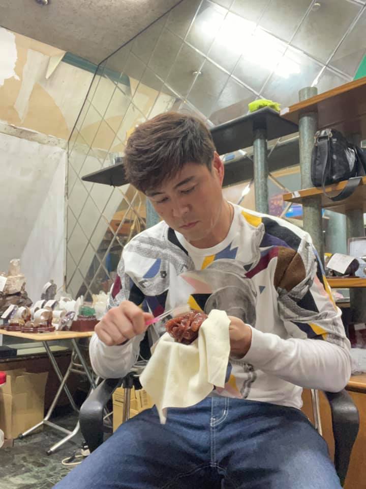 爆欠千萬巨債！八點檔男星「婚內出軌無戲拍」跑去當房仲　多頭空慘況曝「只有一人出手幫忙」