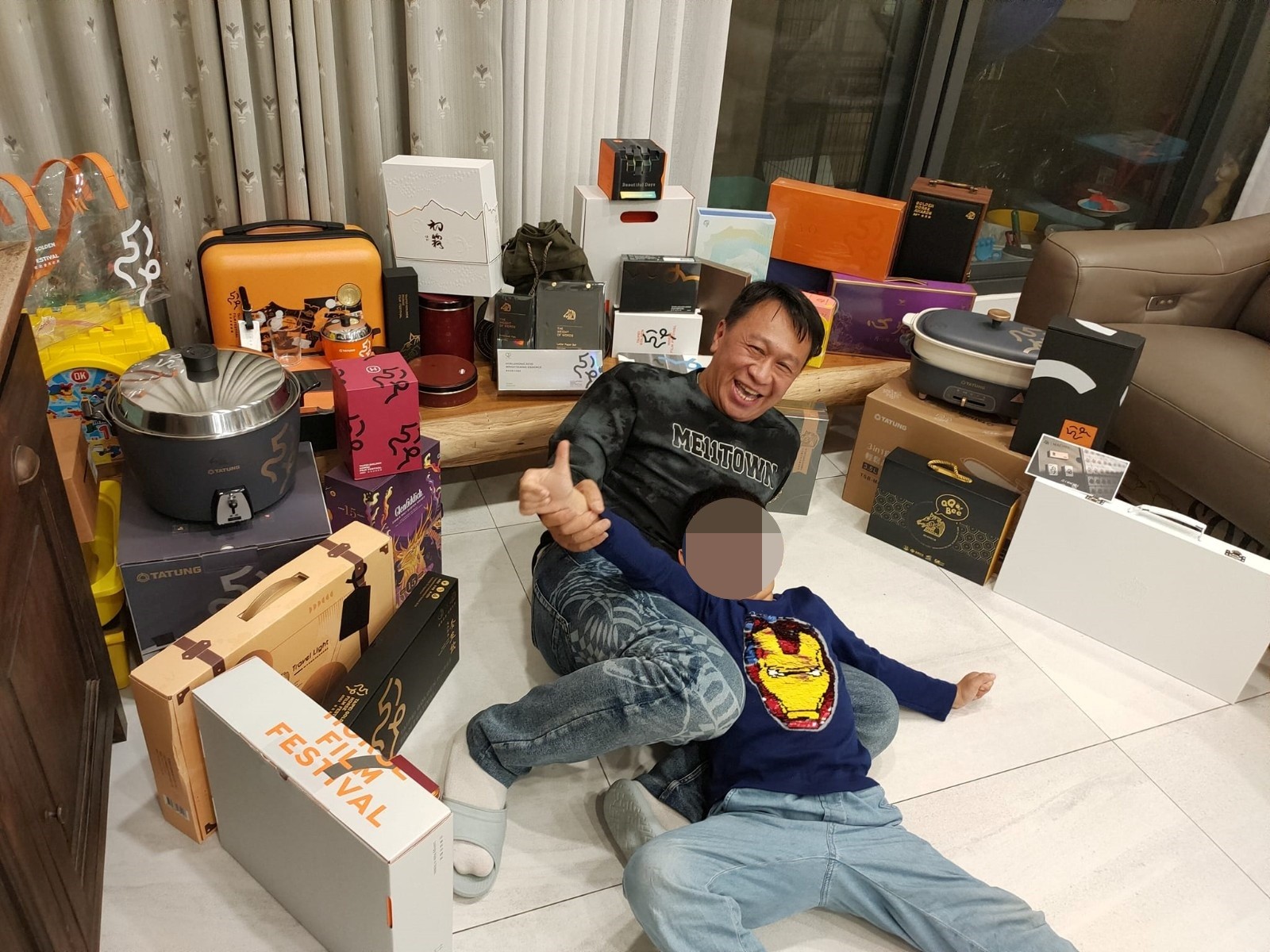 成名得太早！55歲資深綠葉「沉澱30多年鑽研演技」終於出頭天　工作滿檔忙到深夜「愛子驚醒爆哭」好心疼